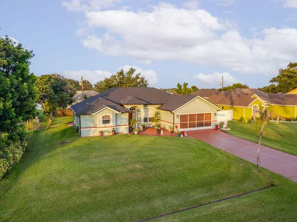 1871 SW MONTERREY Lane, Port St Lucie, FL 34953