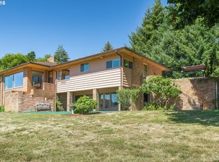 899 N Three Rocks Rd, Otis, OR 97368