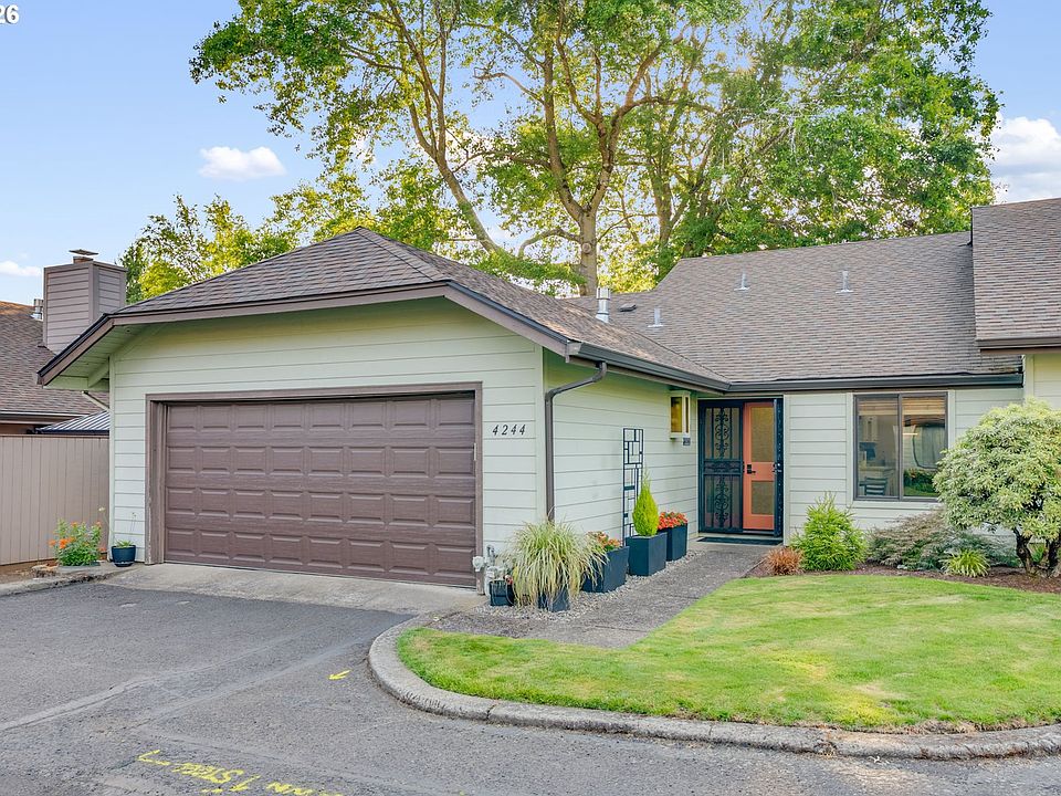 1st image of 4244 NE 125th Pl