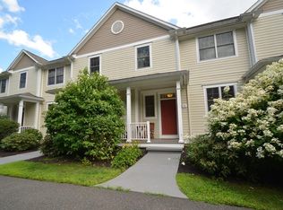 208 Pine St #42, Amherst, MA 01002