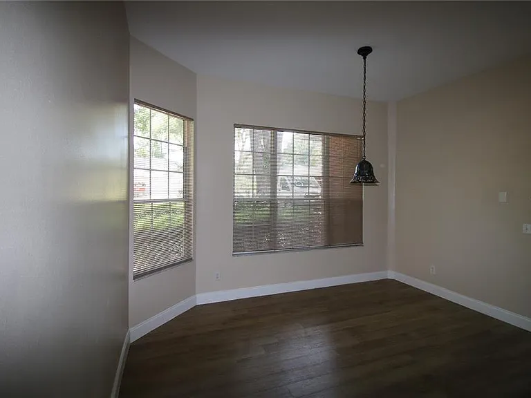 18965 SW 98th Pl — Photo 3