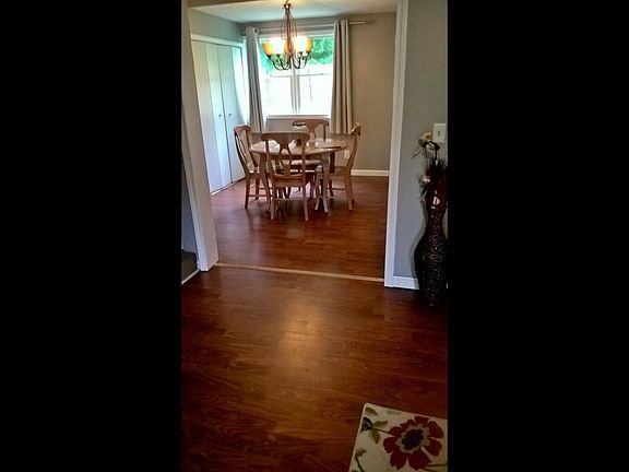 4th image of 301 W Washington St
