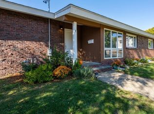 2 Pershing Pl, Stoneham, MA 02180
