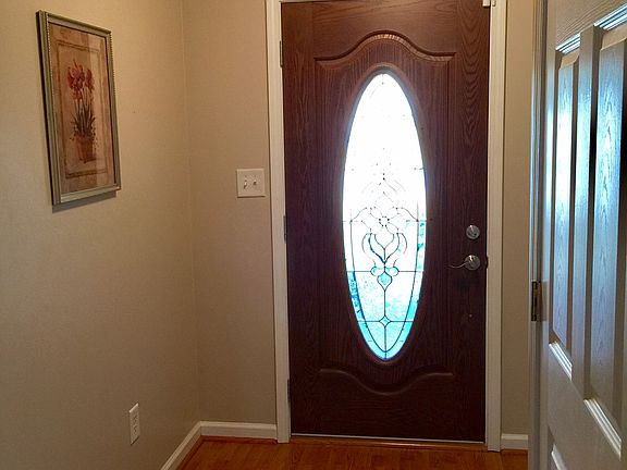 Entry / Foyer
