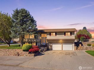 214 S Kansas Ave, East Wenatchee, WA 98802