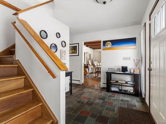 3rd image of 111 Philipse Brook Road