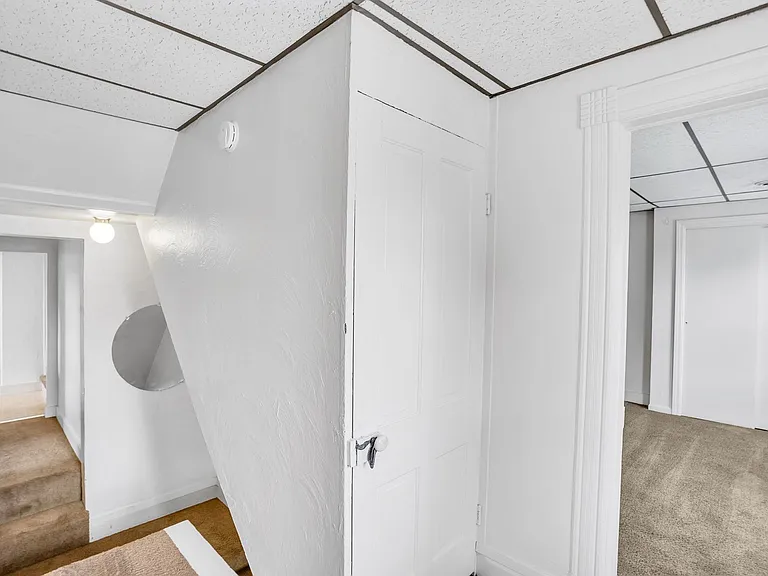 122 1st St #2 — Photo 21