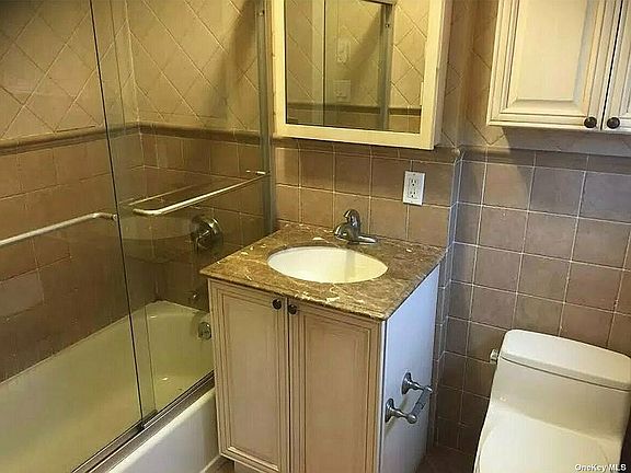 4th image of 4223 212th St APT 2C