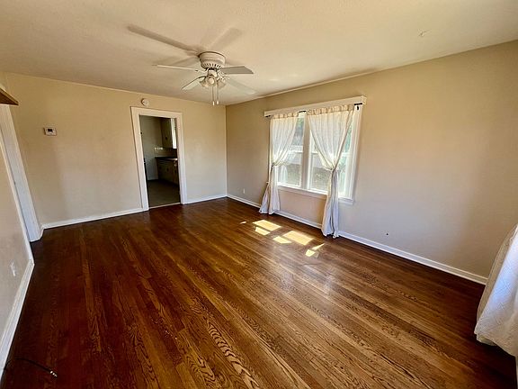 3rd image of 2199 Live Oak Farm Ln