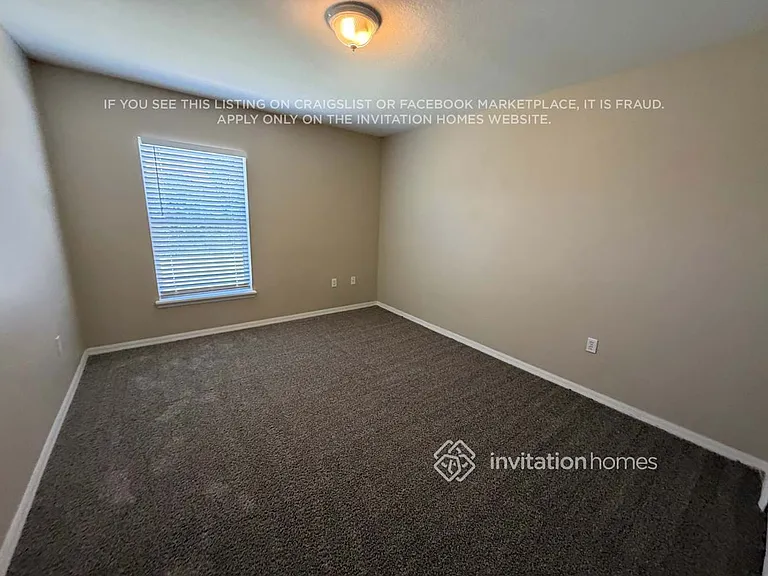 1129 Hacienda Cir — Photo 17