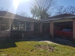 6118 Wortham Way, Houston, TX 77033