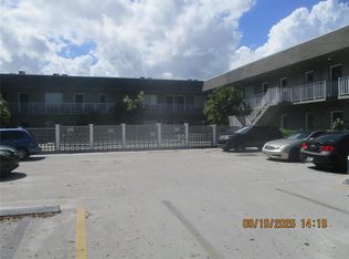 (Undisclosed Address), Hollywood, FL 33020