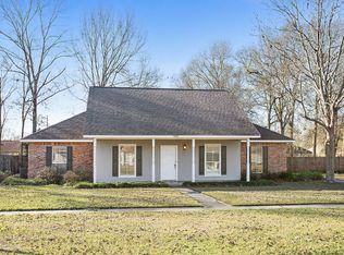 4034 Hemlock St, Zachary, LA 70791