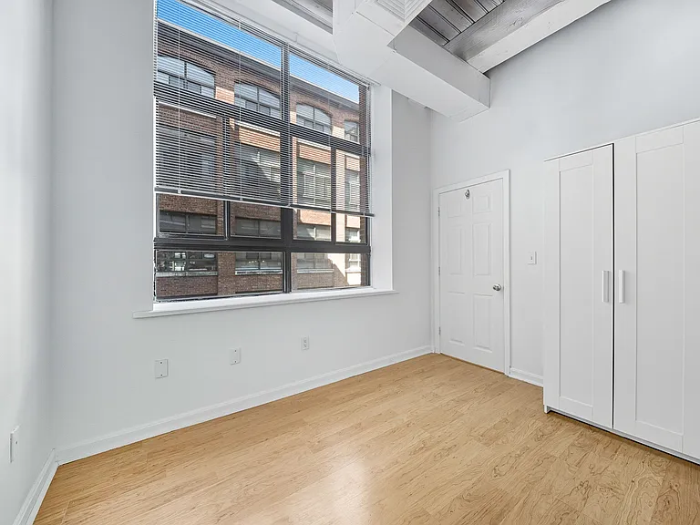 10 Linwood St #106 — Photo 15