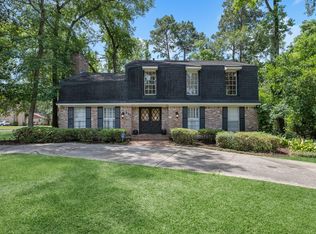 457 Monticello Park, Conroe, TX 77302