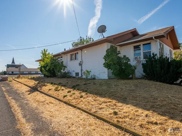 301 S Elm Avenue, Warden, WA 98857