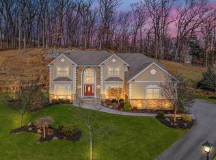 28 Foote Ln, Parsippany, NJ 07054