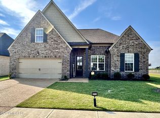 5581 Lakeside Cir W, Walls, MS 38680