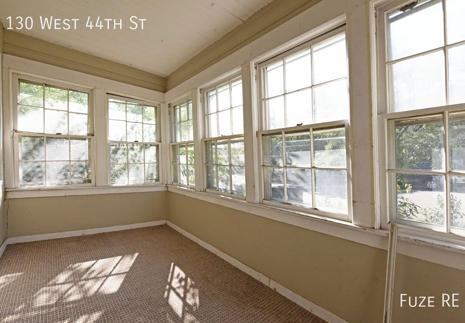 Gorgeous 3 Bed, 2 Bath Kingfield Home Available Now! — Photo 2