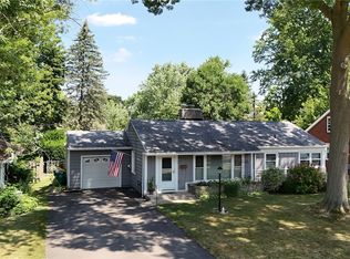 58 Parkside Ave, Hamburg, NY 14075