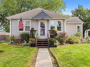 27 Church Ave, Warwick, RI 02889