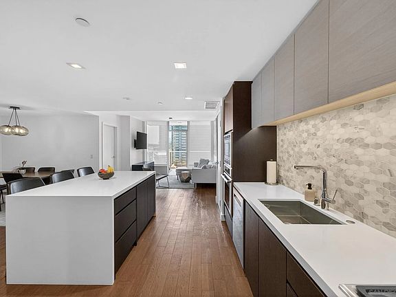 4th image of 1388 Kettner Blvd #2305