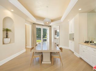 1424 N Doheny Dr, Los Angeles, CA 90069