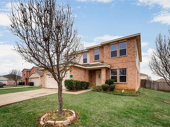 3rd image of 6020 Lucas Ct