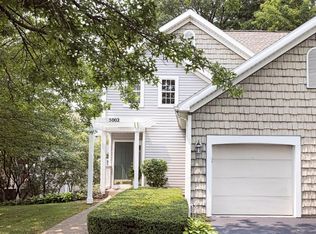 5002 N Oakridge Cir, Erie, PA 16509