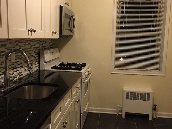 2nd image of 2340 Linwood Ave #3A-403A