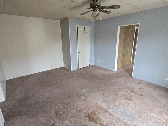 4th image of 297 Oak St #D