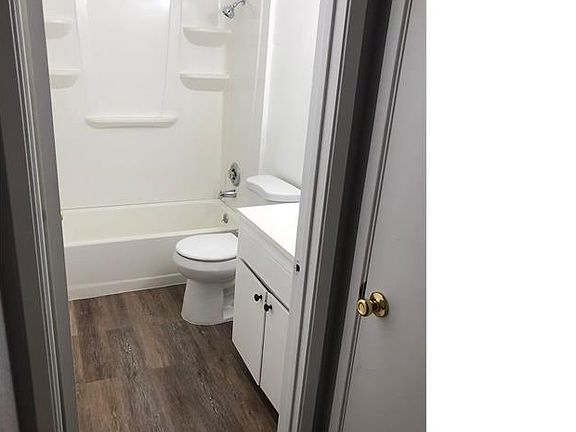 4th image of 3948 E Woodward Ave