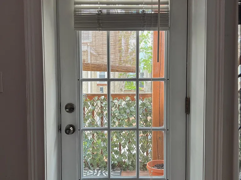 1528 Brown St #3 — Photo 9