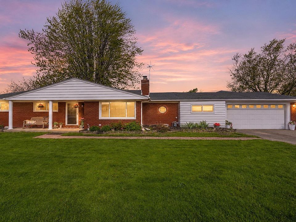 1st image of 46891 Roselane Dr