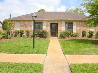 10727 Sagemeadow Ln, Houston, TX 77089