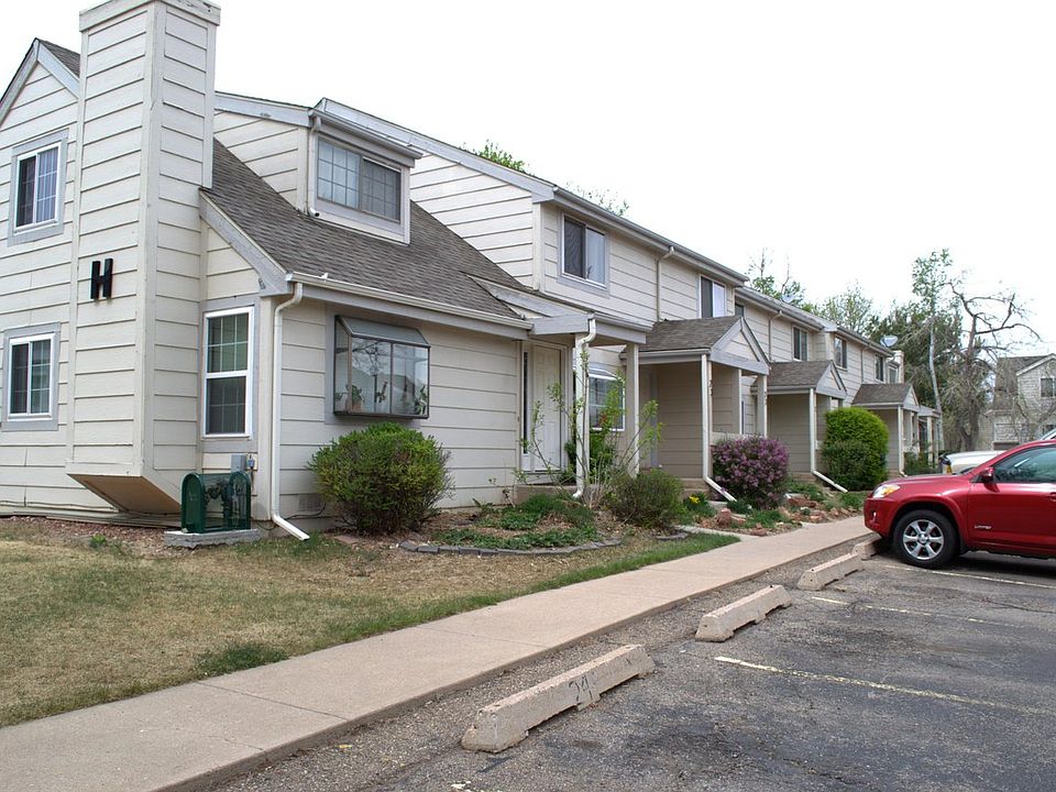 1st image of 2924 Ross Dr #H-21