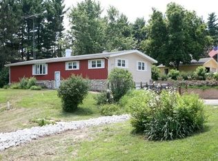 1620 N Coal Rd, Colchester, IL 62326