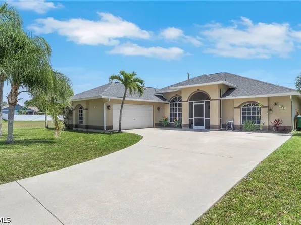 228 Aviation Pkwy, Cape Coral, FL 33904