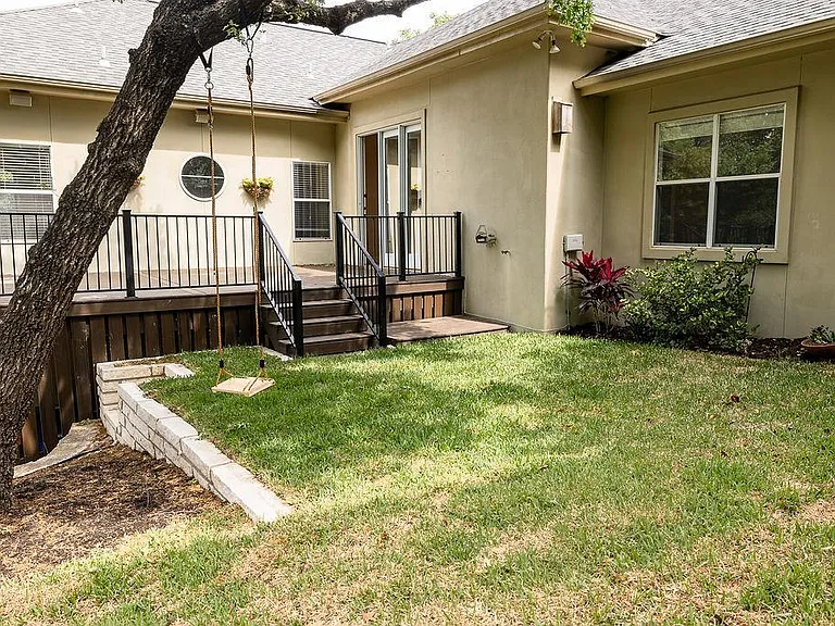 2906 Mill Reef Cv — Photo 32