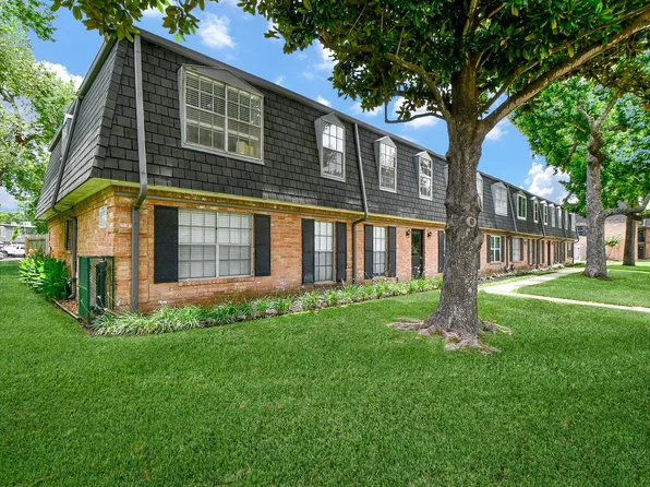 9001 Gaylord St APT 4, Houston, TX 77024