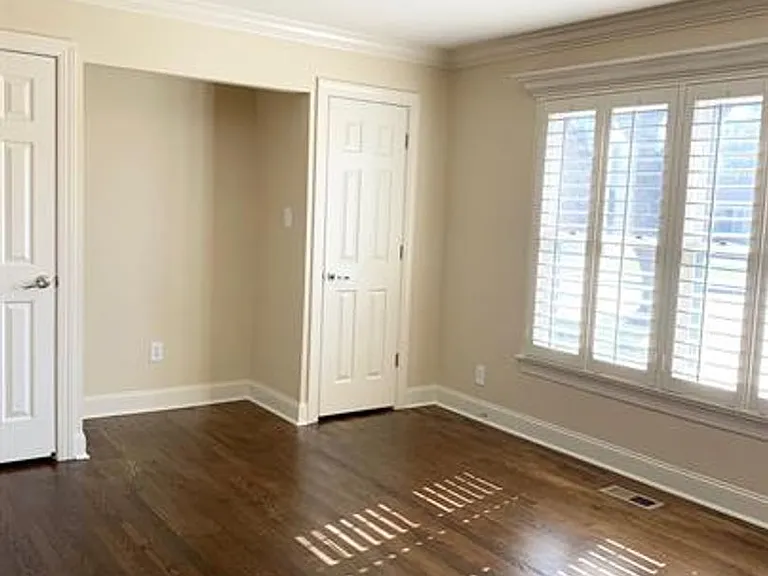 2822 Lafayette Rd SW — Photo 9
