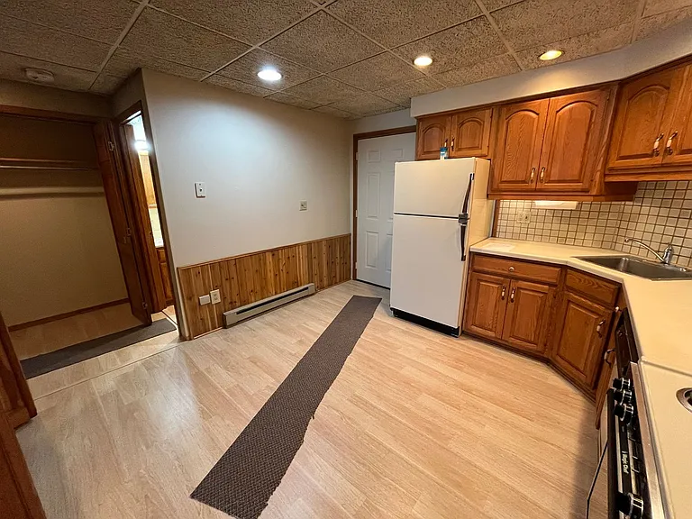 236 Thayer St — Photo 4