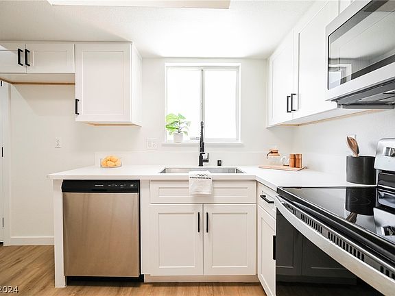 4th image of 6275 W Washington Ave #0