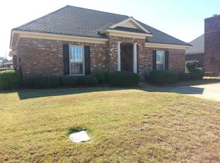 8554 Hampshire Dr, Montgomery, AL 36117