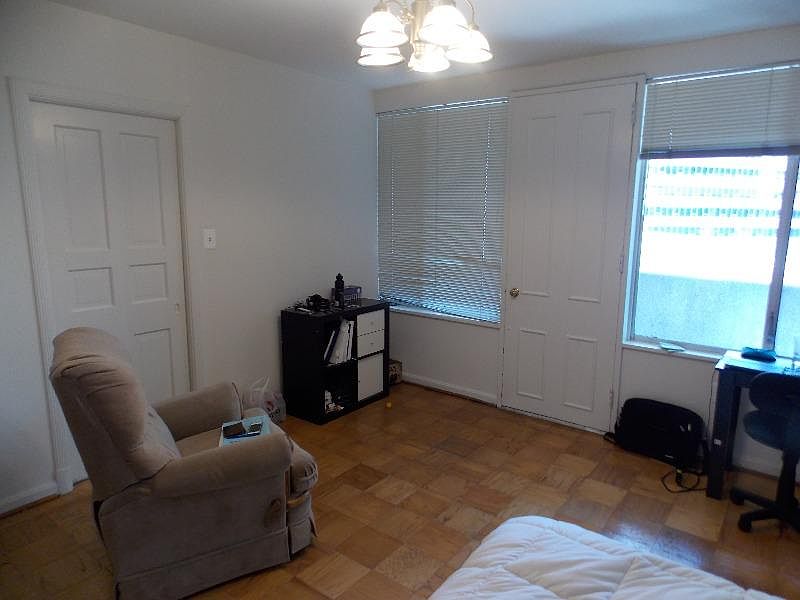 2nd image of 1001 Wilson Blvd APT 805