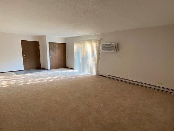 3rd image of 206 W Division St #1