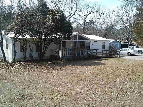 2nd image of 2505 S 1st St