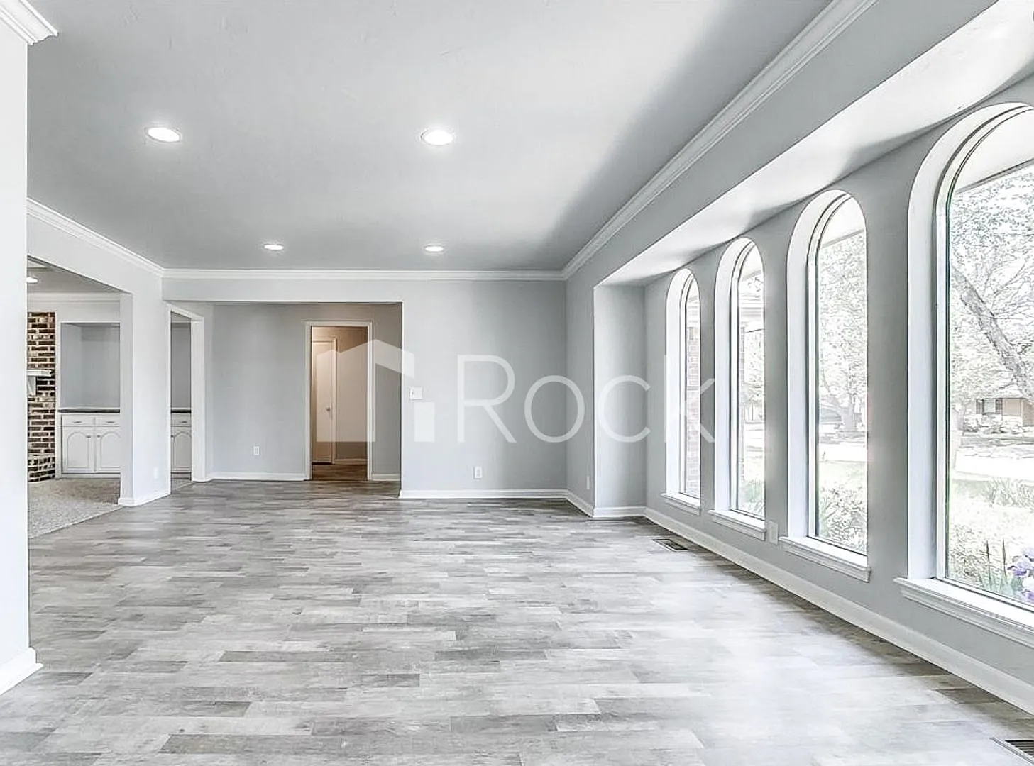 Spacious 4-Bedroom 3-Bathroom Home — Photo 3