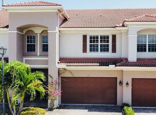 30 Beechdale Ln, Boynton Beach, FL 33426