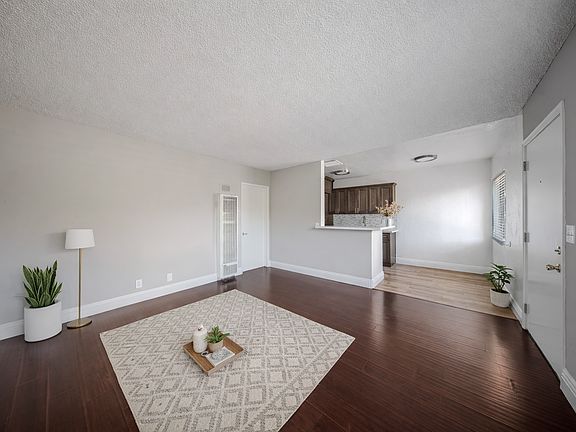 5th image of 18891 Delaware St #8